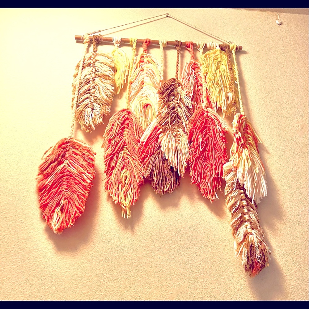 Handmade Yarn Feather Wall Hanging Macrame